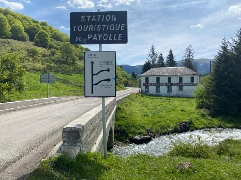 Gite Du Montagnol A Payolle サント・マリー・ド・カンパン エクステリア 写真